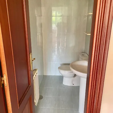 Adosado Con Amplio Jardin Semesterbostad Cubas (Cantabria)
