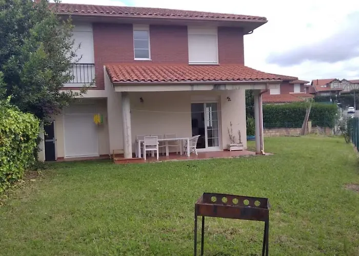 Adosado Con Amplio Jardin Dom wakacyjny