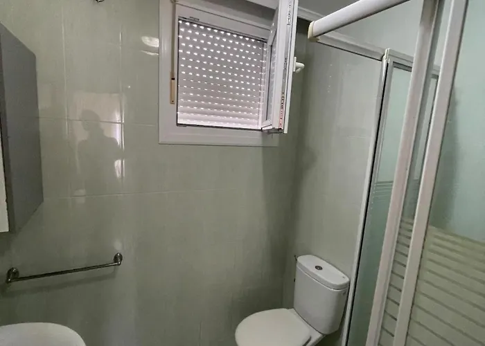 Adosado Con Amplio Jardin Dom wakacyjny Cubas (Cantabria)